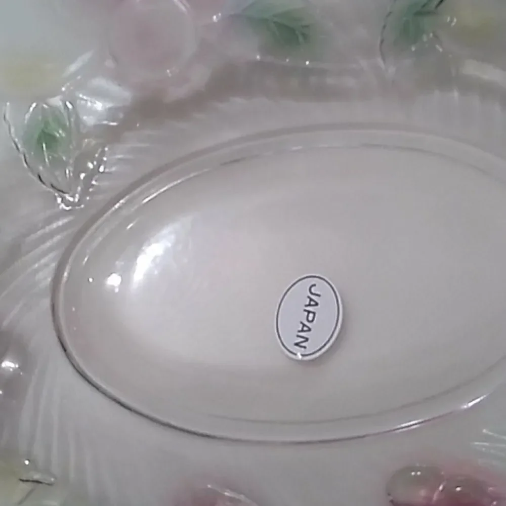 Bountiful Color Glass Basket